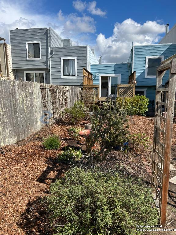 Building Photo - 1763 42nd Ave