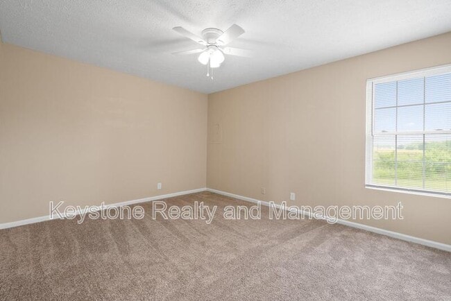 Building Photo - 308 Thompsonville Ln