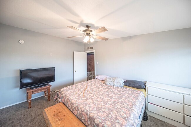 Building Photo - 2901 Nabors Ln