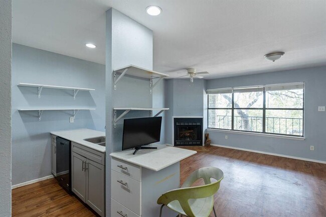 Building Photo - 20802 Bonanza St