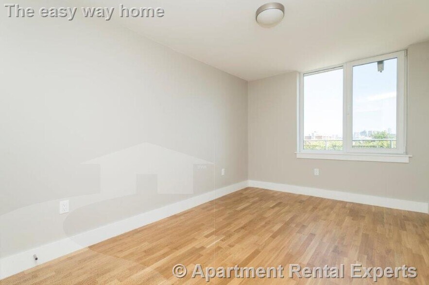 Building Photo - 334 Harvard St