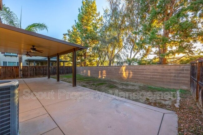 Building Photo - 27427 Lock Haven Ct