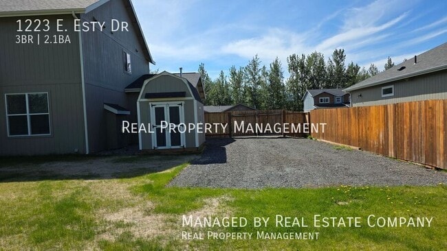 Building Photo - 1223 E Esty Dr
