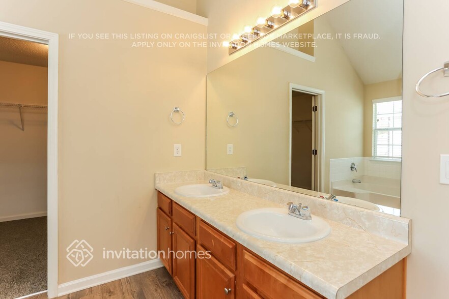 Building Photo - 2785 Elkmont Ridge SW