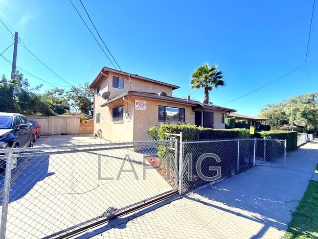 Building Photo - 2506-2508 Norfolk Street