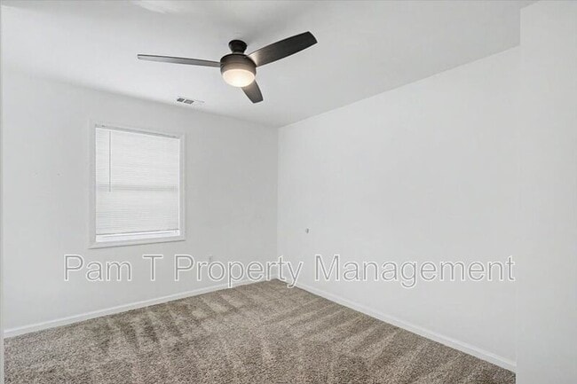 Building Photo - 1200 E 37th St