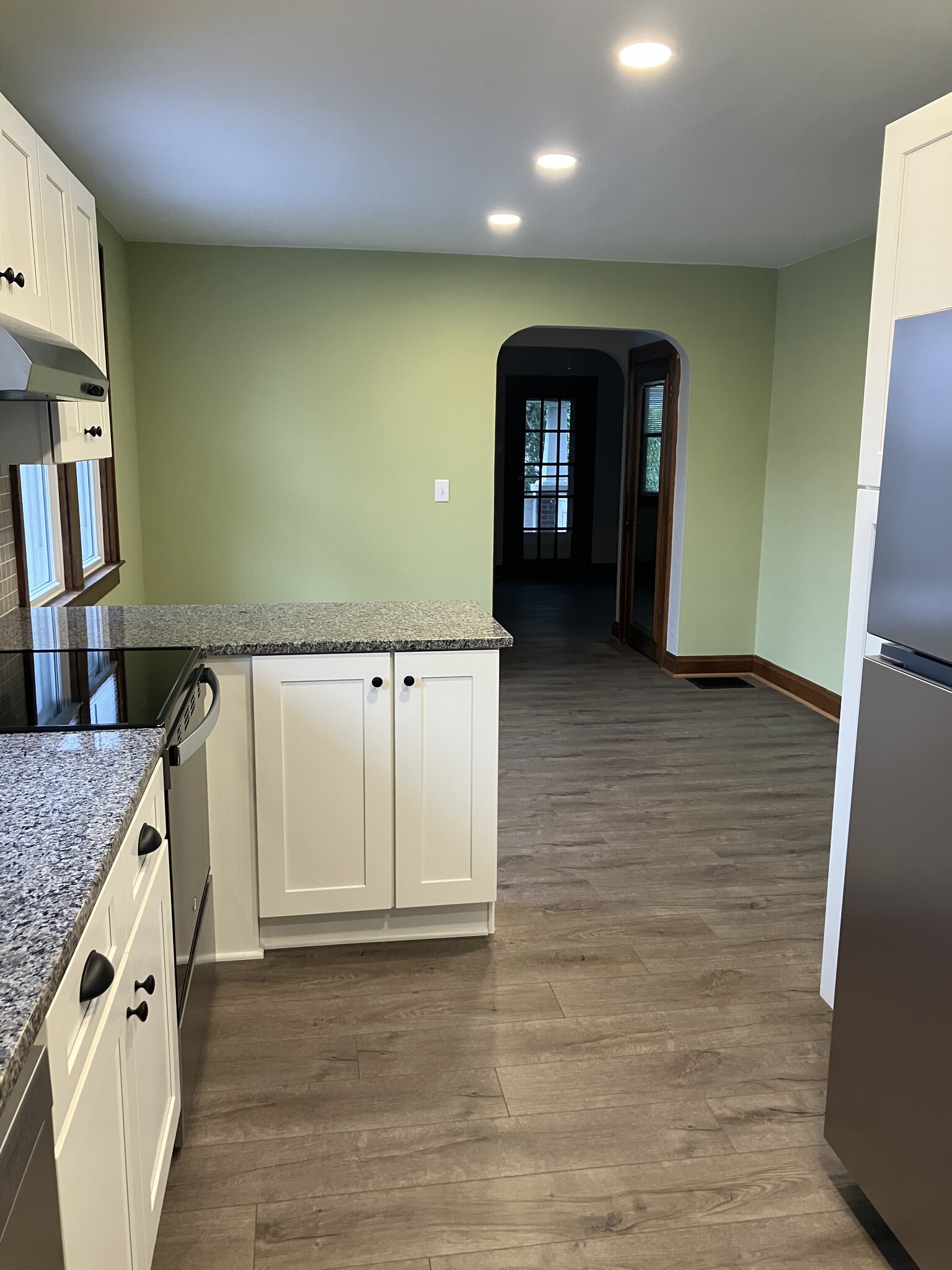 Kitchen Dining Room - 930 Oxley Rd