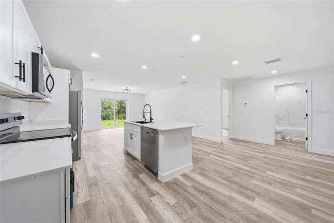 Building Photo - 17180 Drayton Ln