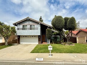 Building Photo - 1643 Silver Rain Dr