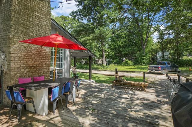 Building Photo - 624 Apache Trail