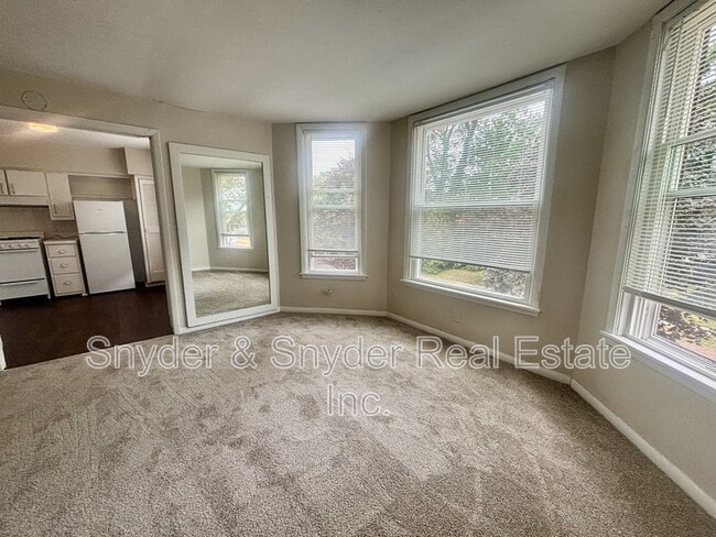 Building Photo - 51 Oakdale Ct