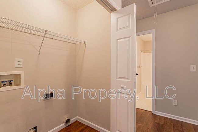 Building Photo - 20 Fairhope Ln
