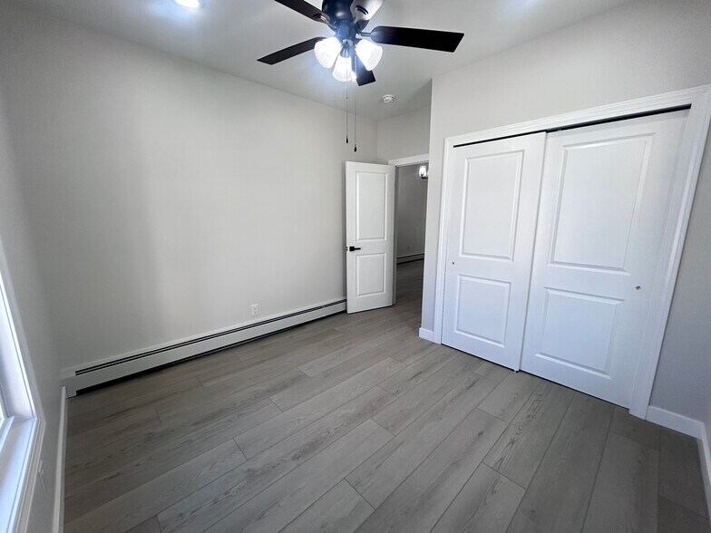 Building Photo - 510 17th St