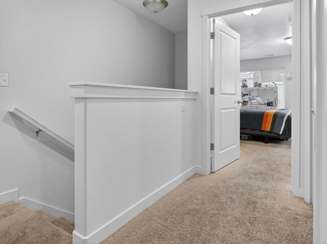 Building Photo - 1454 S 520 W