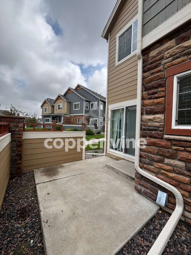 Building Photo - 12874 Jasmine St