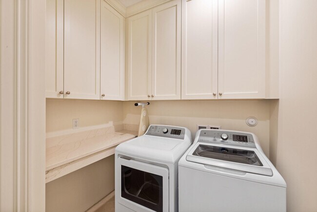 Building Photo - 310 Inlet Waters Cir