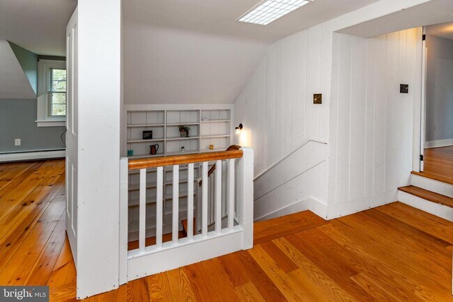 Building Photo - 180 Municipal Rd