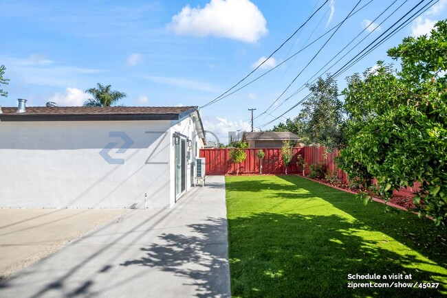 Building Photo - 4136 San Bernardino Way