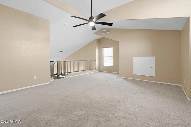 Building Photo - 751 N Port Dr