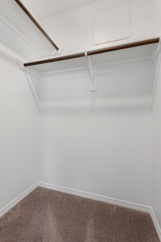 Building Photo - 25834 Northpark Pine Dr