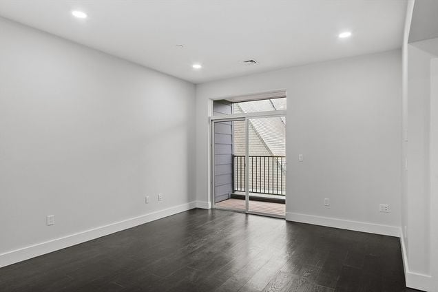 Building Photo - Modern 2BR / 2BA Condo with Private Deck & Garage Parking at The Post