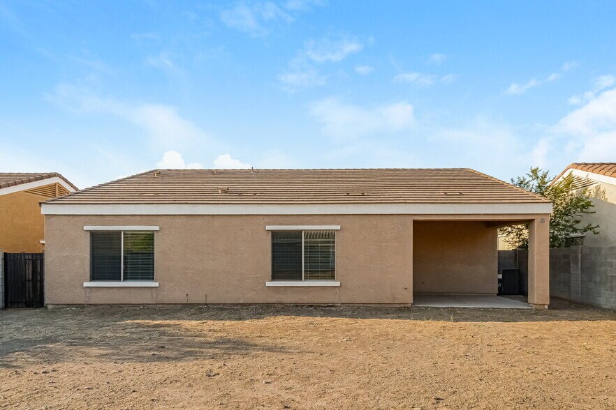 Building Photo - 12084 W Dreyfus Dr