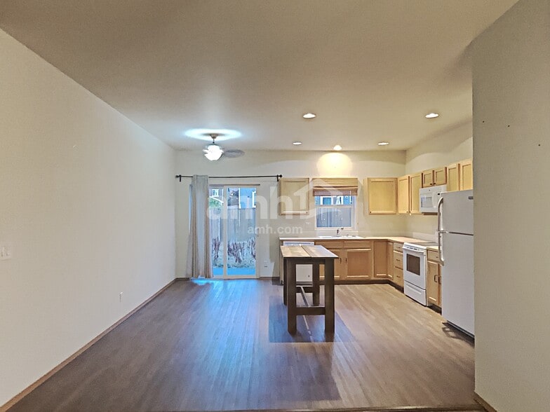 Building Photo - 11102 179th Ave Ct E