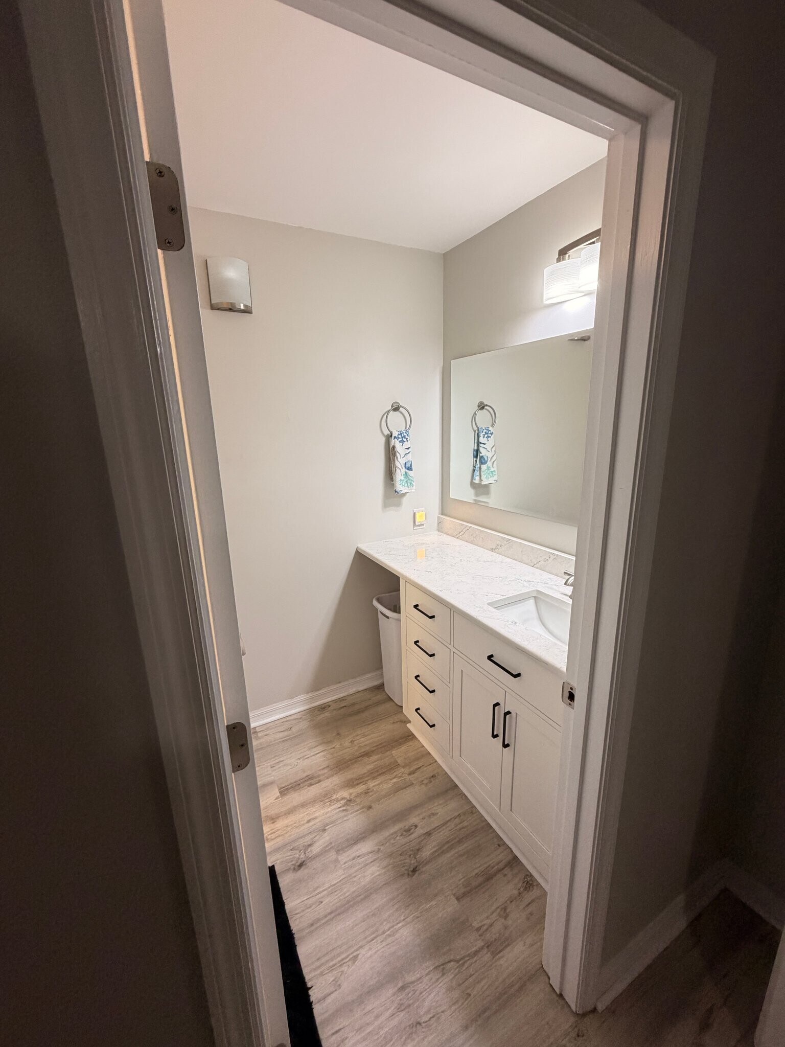 Building Photo - 1430 W Schwartz Blvd