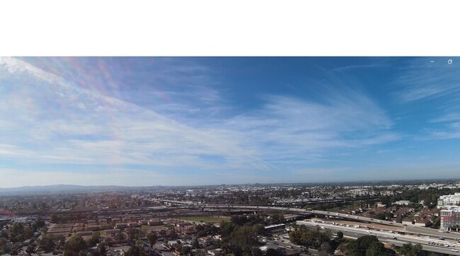 Building Photo - 185 S Myrtle Ave