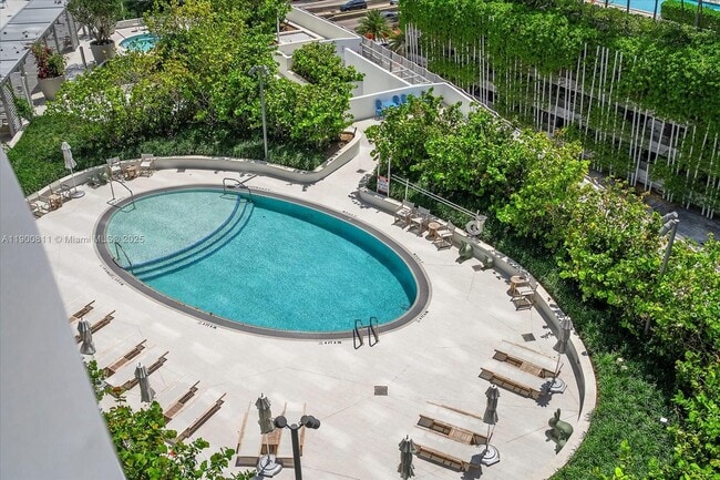 Building Photo - 500 Alton Rd