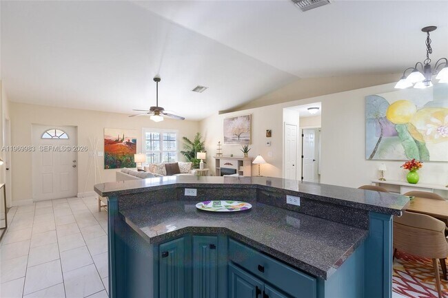 Building Photo - 36 Quail Roost Rd