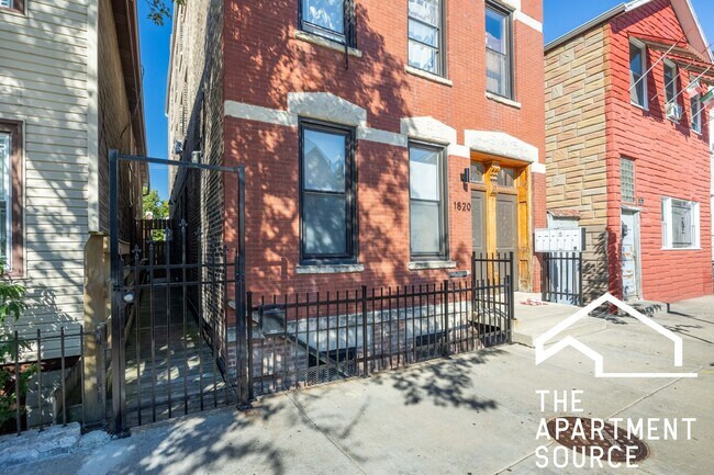 Building Photo - 1820 S Allport St