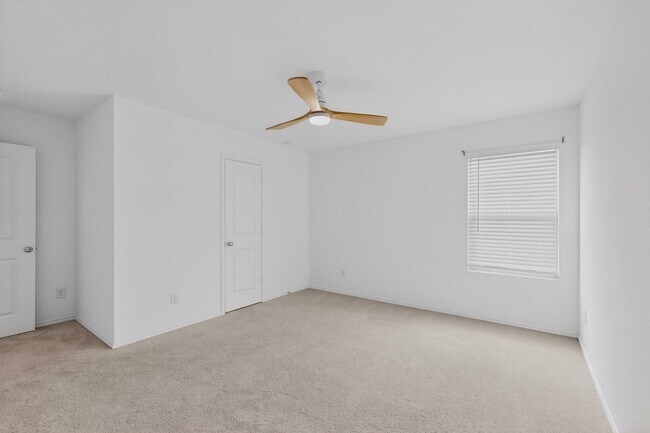 Building Photo - Modern 3-Bedroom Corner Lot Home with Fenced Yard in Forney – Built in 2023