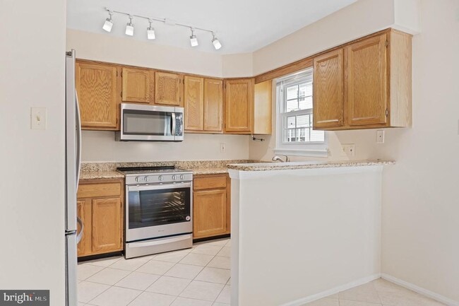 Building Photo - 11740 Stonegate Ln