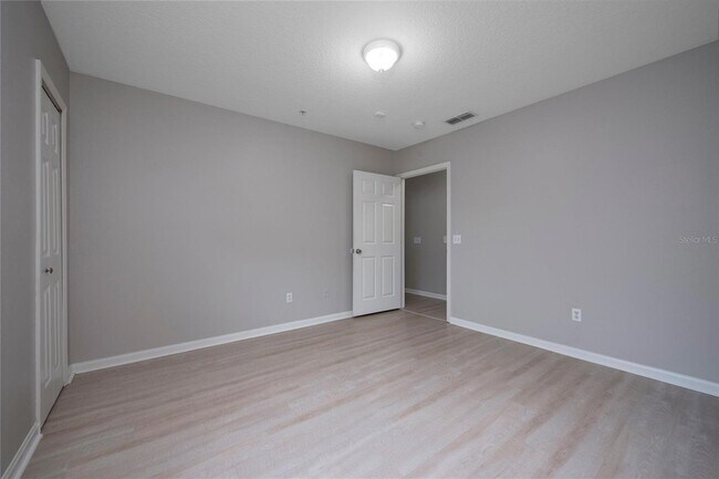 Building Photo - 6548 Swissco Dr