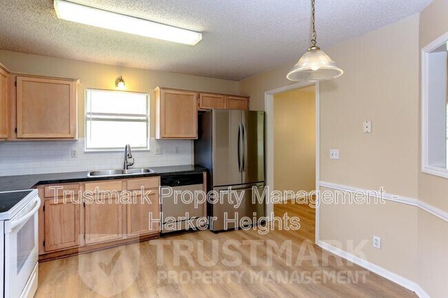 Building Photo - 4805 Frontier Trail