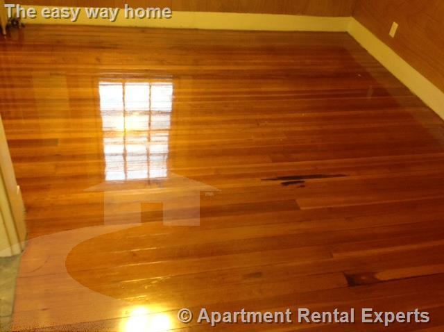 Building Photo - 26 Dover St