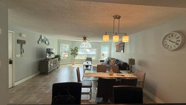 Building Photo - 5009 Laguna Bay Cir