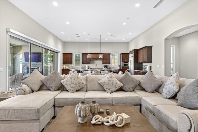 Building Photo - 55120 Autumn Valley Ct