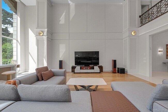 Building Photo - 55 Coves Run