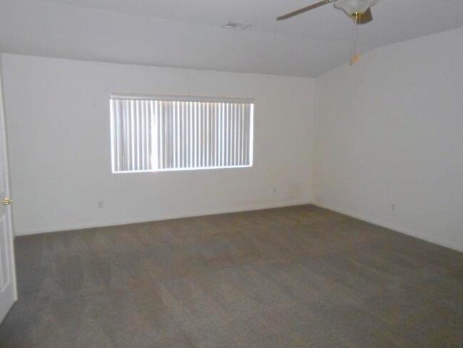 Building Photo - Beautiful 4 Bedroom Home in Summerlin