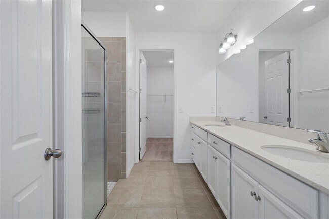 Building Photo - 4108 Solamor St