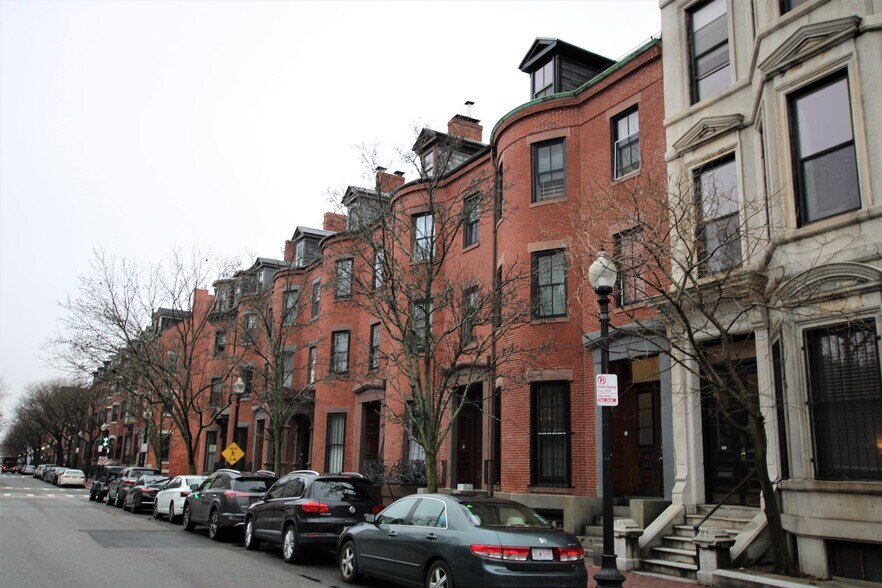 Primary Photo - 423 Shawmut Ave