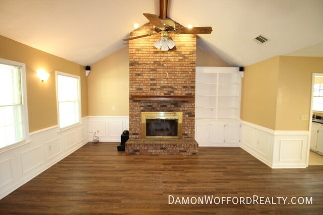 Building Photo - 308 Longmeadow Ct N