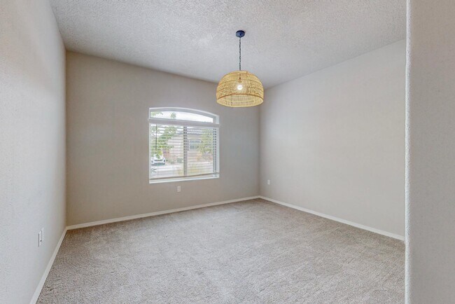 Building Photo - 6011 Buckthorn Ave NW