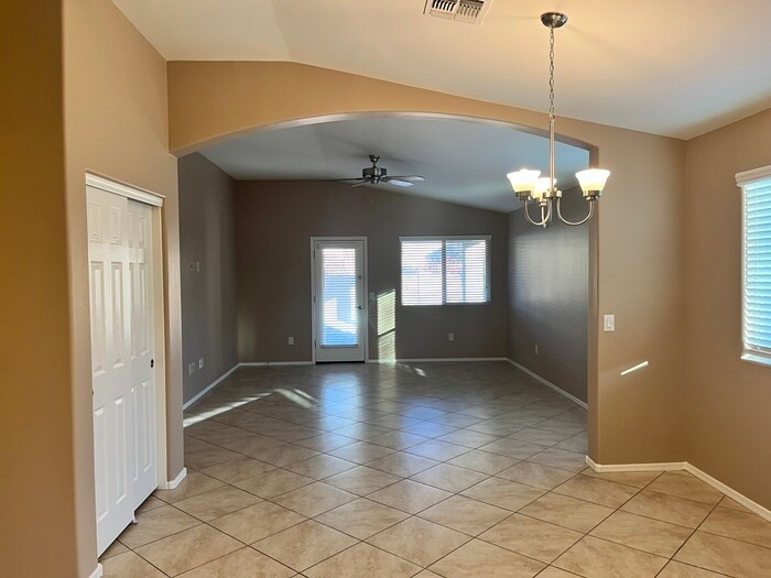 Building Photo - 8736 W Saguaro Moon Rd