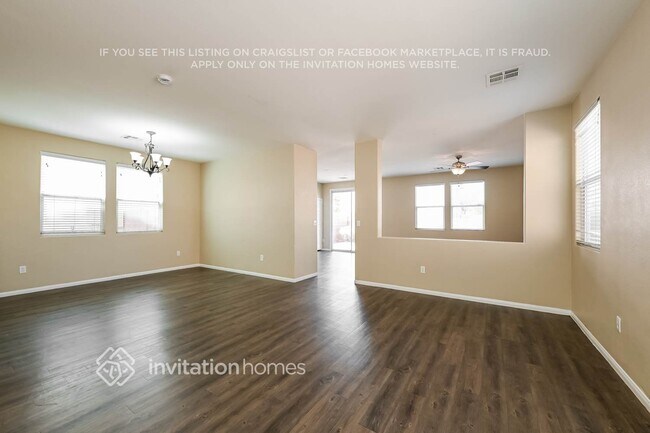 Building Photo - 11169 Alora St