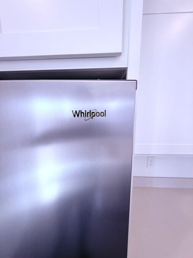 Building Photo - 6461 W Austin Wy