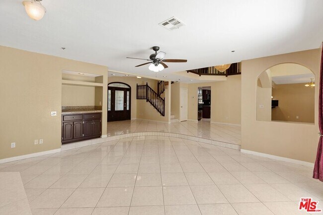 Building Photo - 68933 Risueno Rd