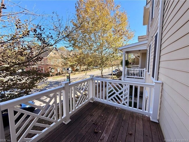 Building Photo - 5357 Discovery Park Blvd